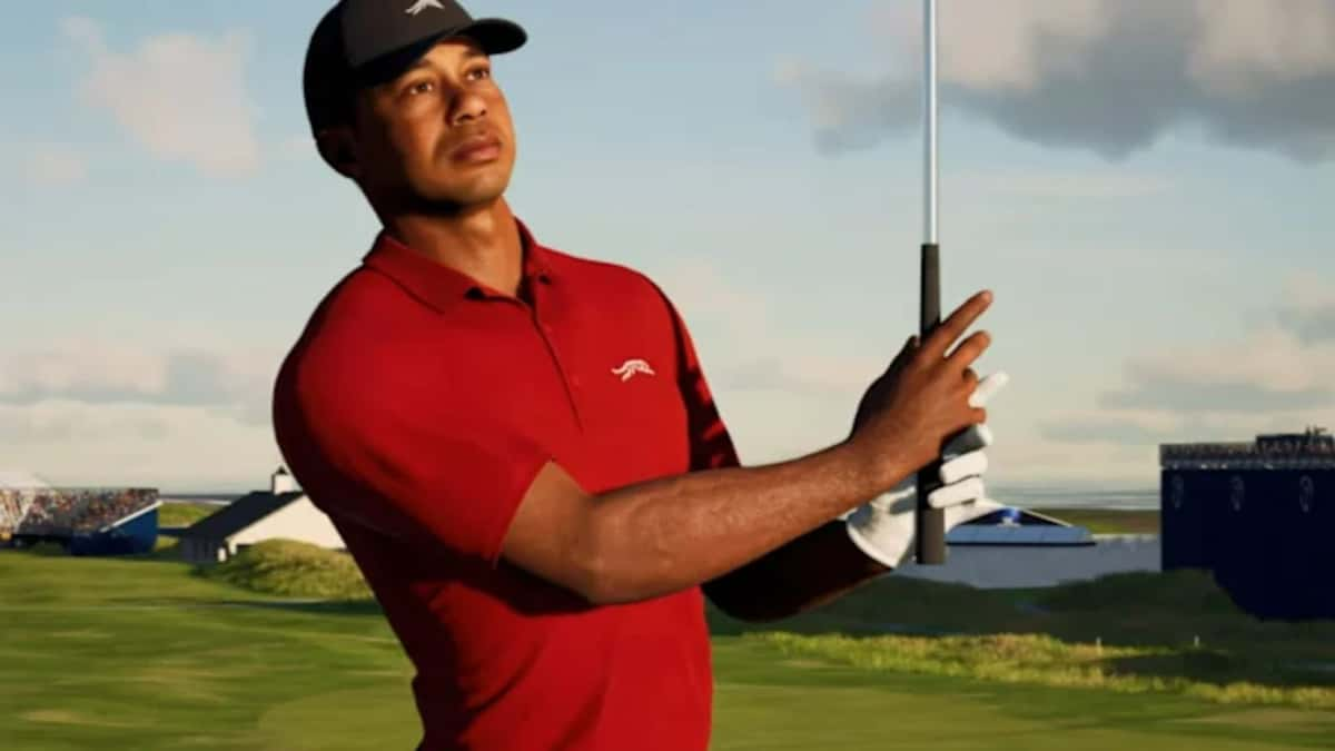 Tiger Woods in red shirt in PGA Tour 2K25